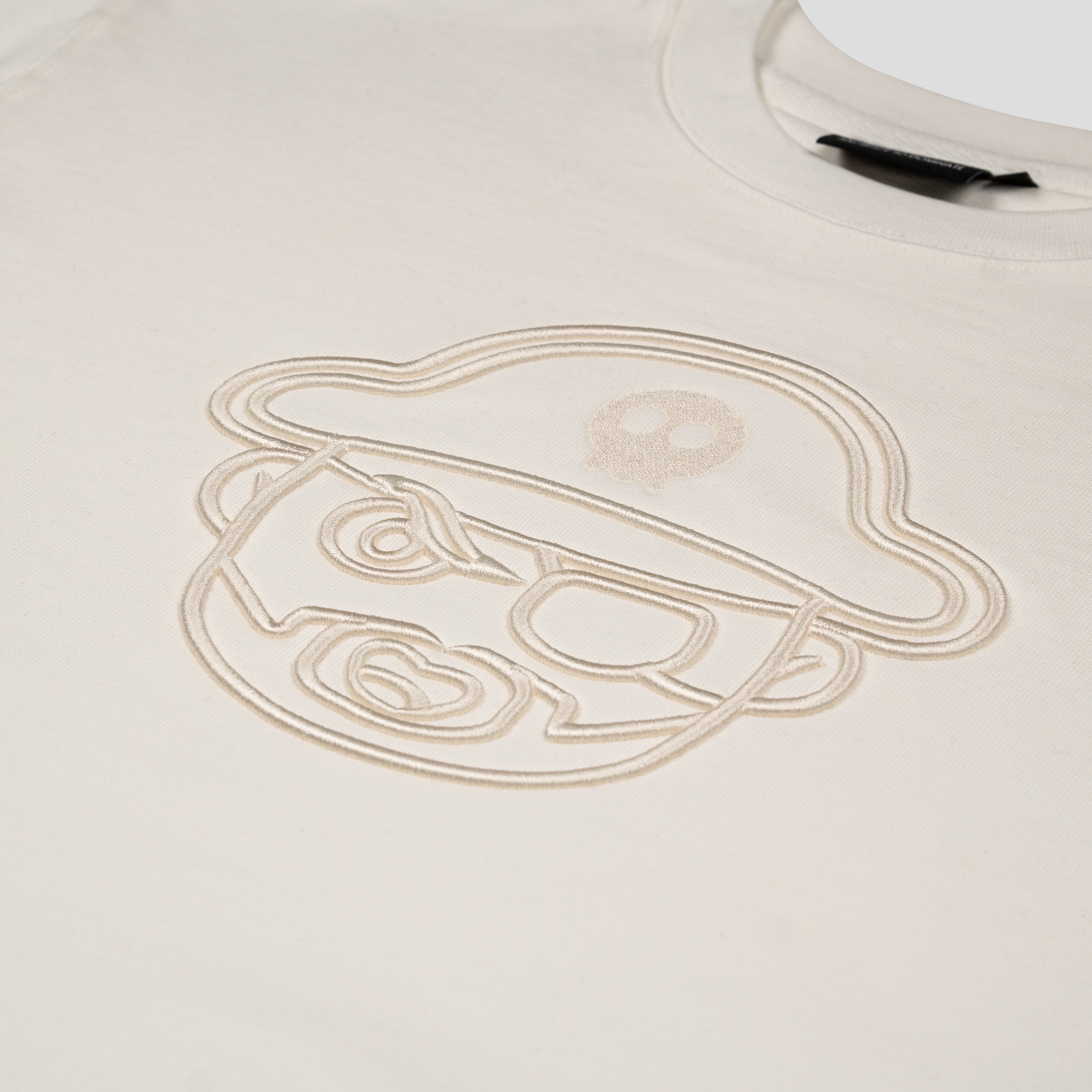 color: off white